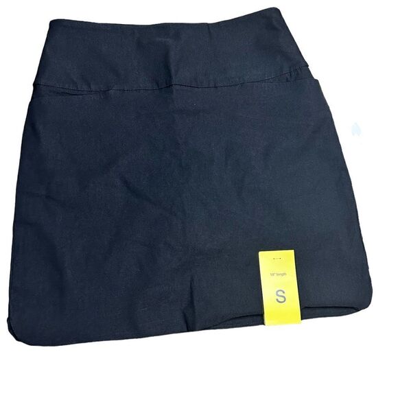 S.C. & CO. Tummy Control Skort - Picture 3 of 11